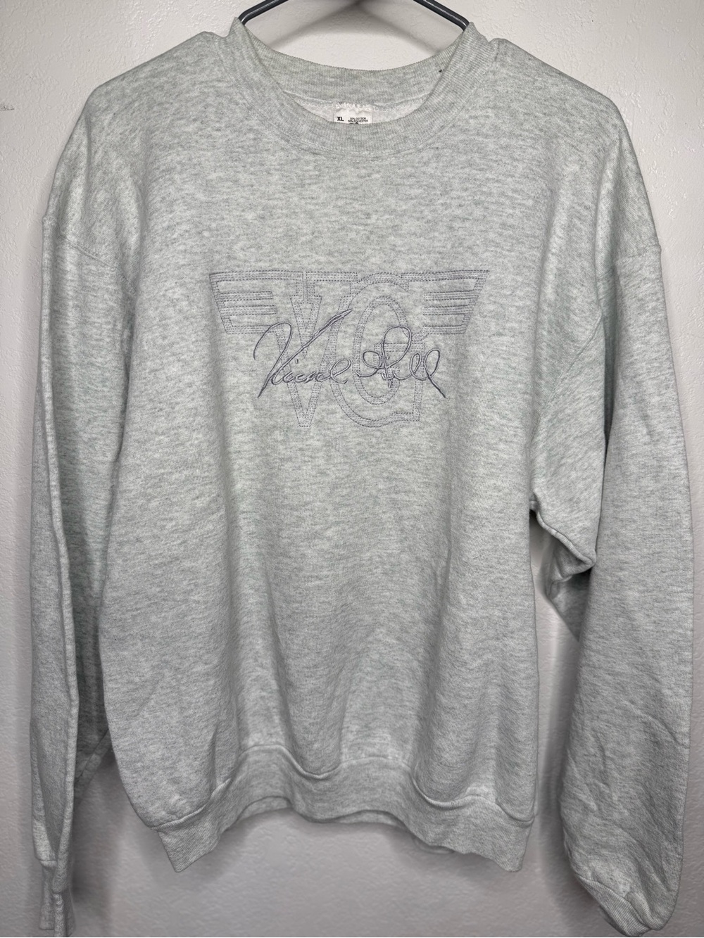1990s country music tour apparel,  vintage embroidered Vince Gill crewneck XL